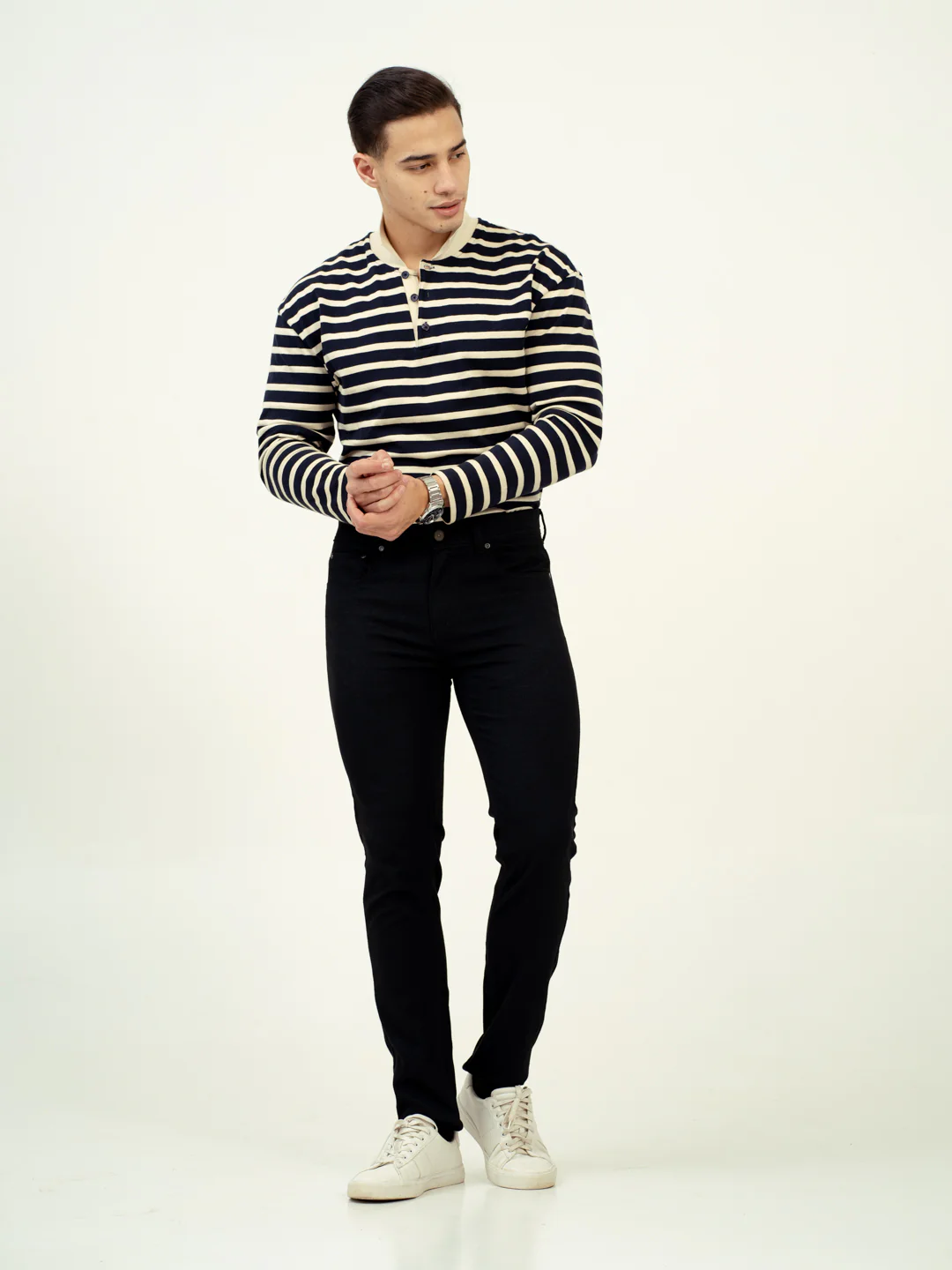 Back and Black Slim Fit Jeanos - Image 3