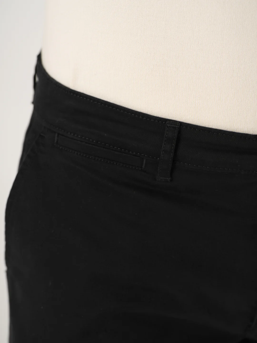 Basquiat Black Stretch Chino Shorts - Image 9