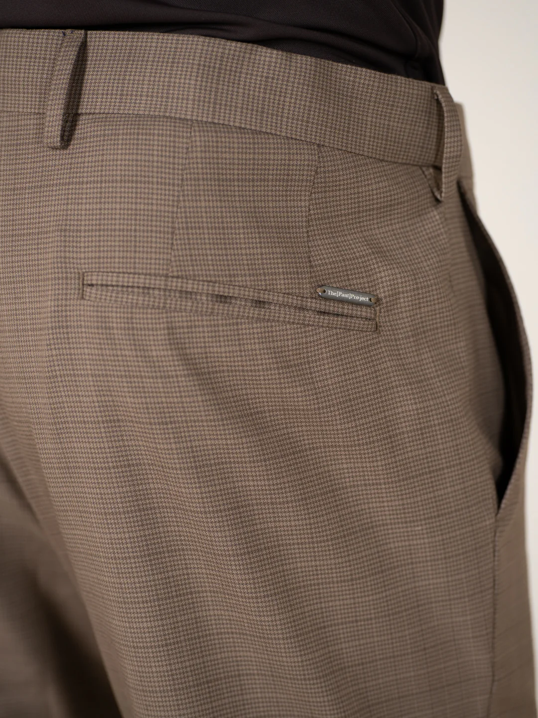 Beagle Khaki Houndstooth Relaxed Fit Stretch Formal Pants - Image 11