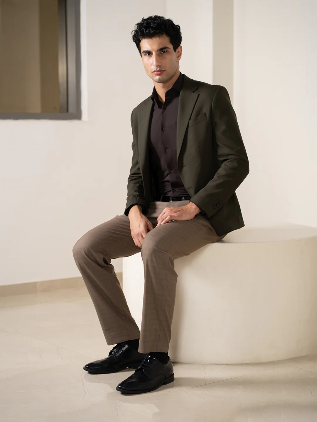 Beagle Khaki Houndstooth Relaxed Fit Stretch Formal Pants - Image 5