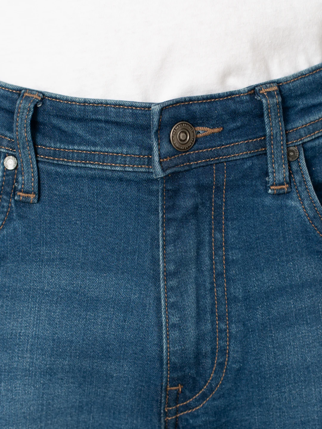 Breaker Blue Relaxed Fit Jeans - Image 12