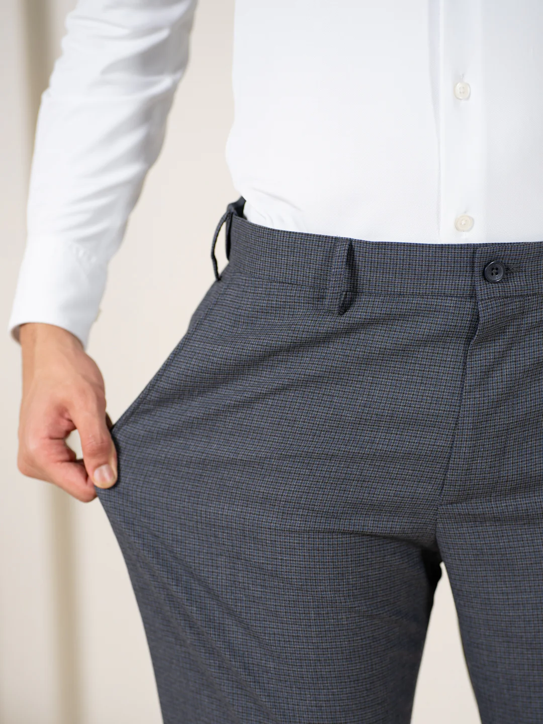 Bulldog Grey Houndstooth Relaxed Fit Stretch Formal Pants - Image 3
