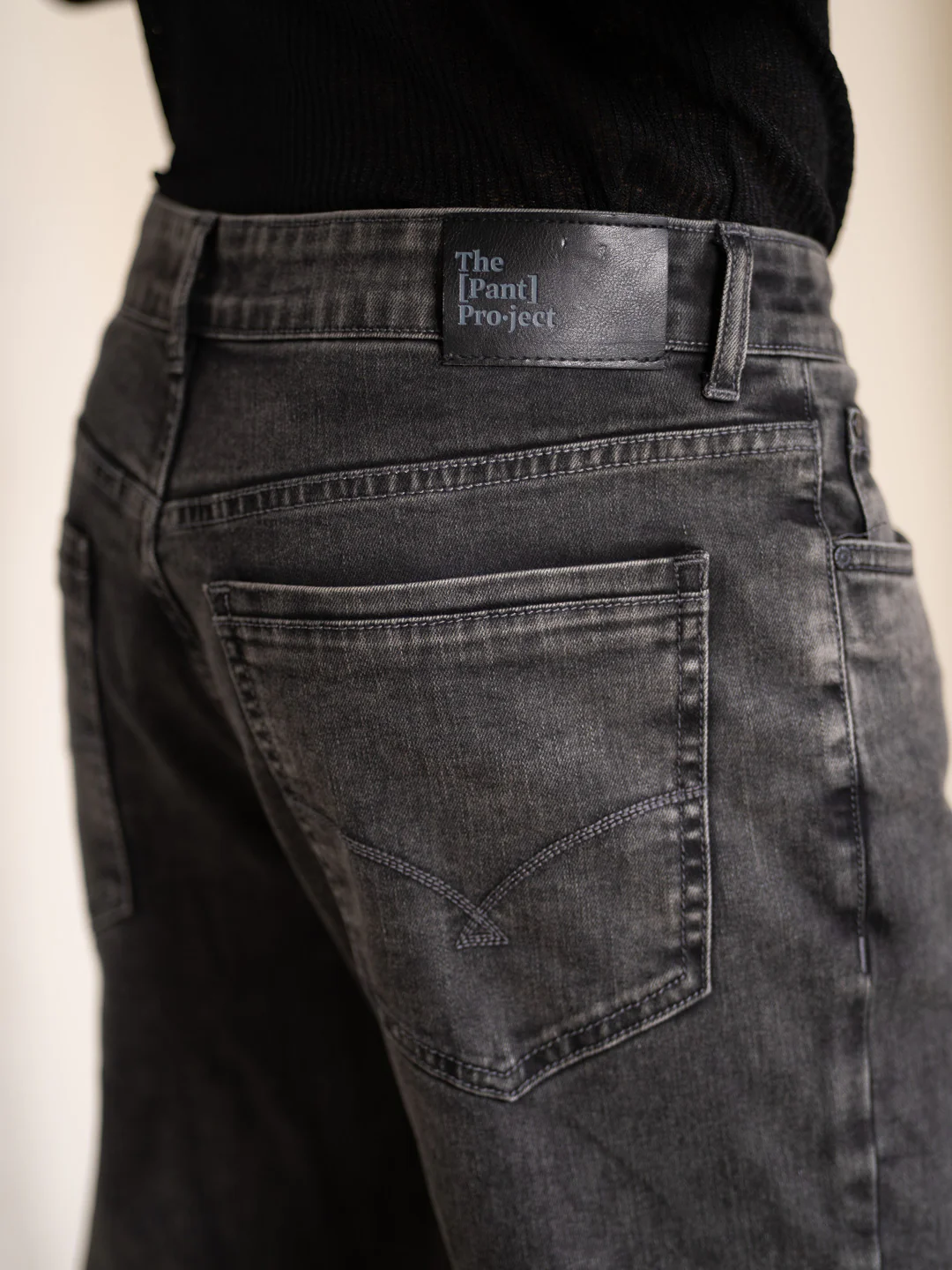 Cyclone Grey Cloud Wash Luxury Relaxed Fit Jeans - Image 7