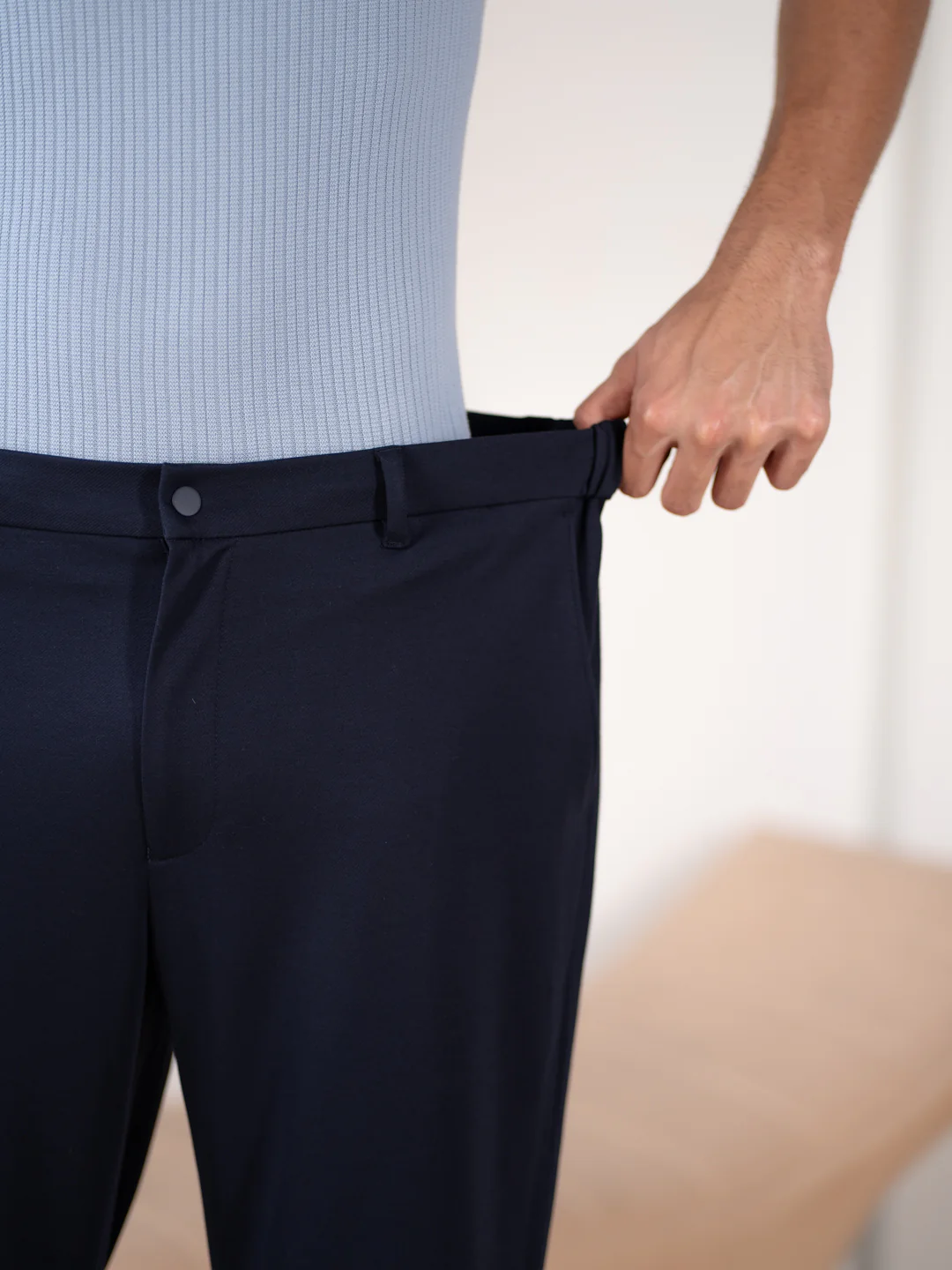 Deckhand Navy Stretchable Travel Pants - Image 5