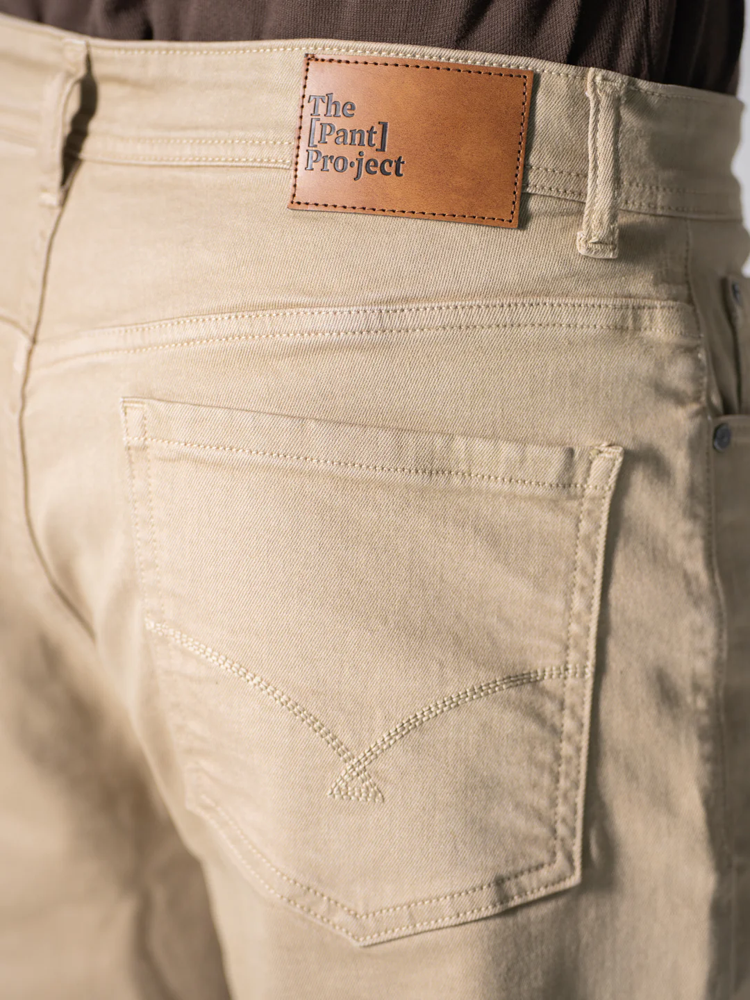 Fossil Beige Relaxed Fit Jeans - Image 7
