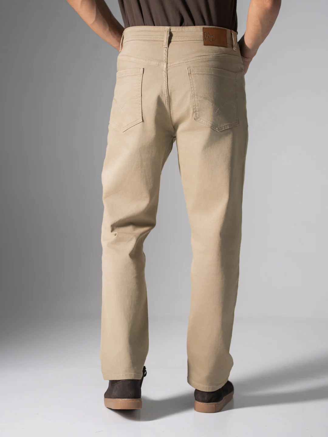 Fossil Beige Relaxed Fit Jeans - Image 8