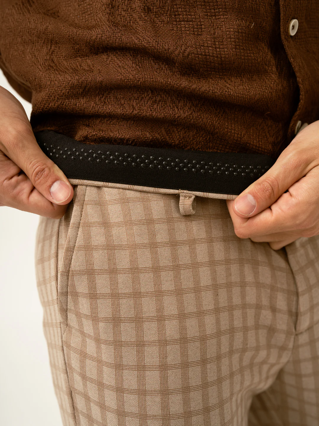 Fox Khaki Window Checks Power-Stretch Pants - Image 4