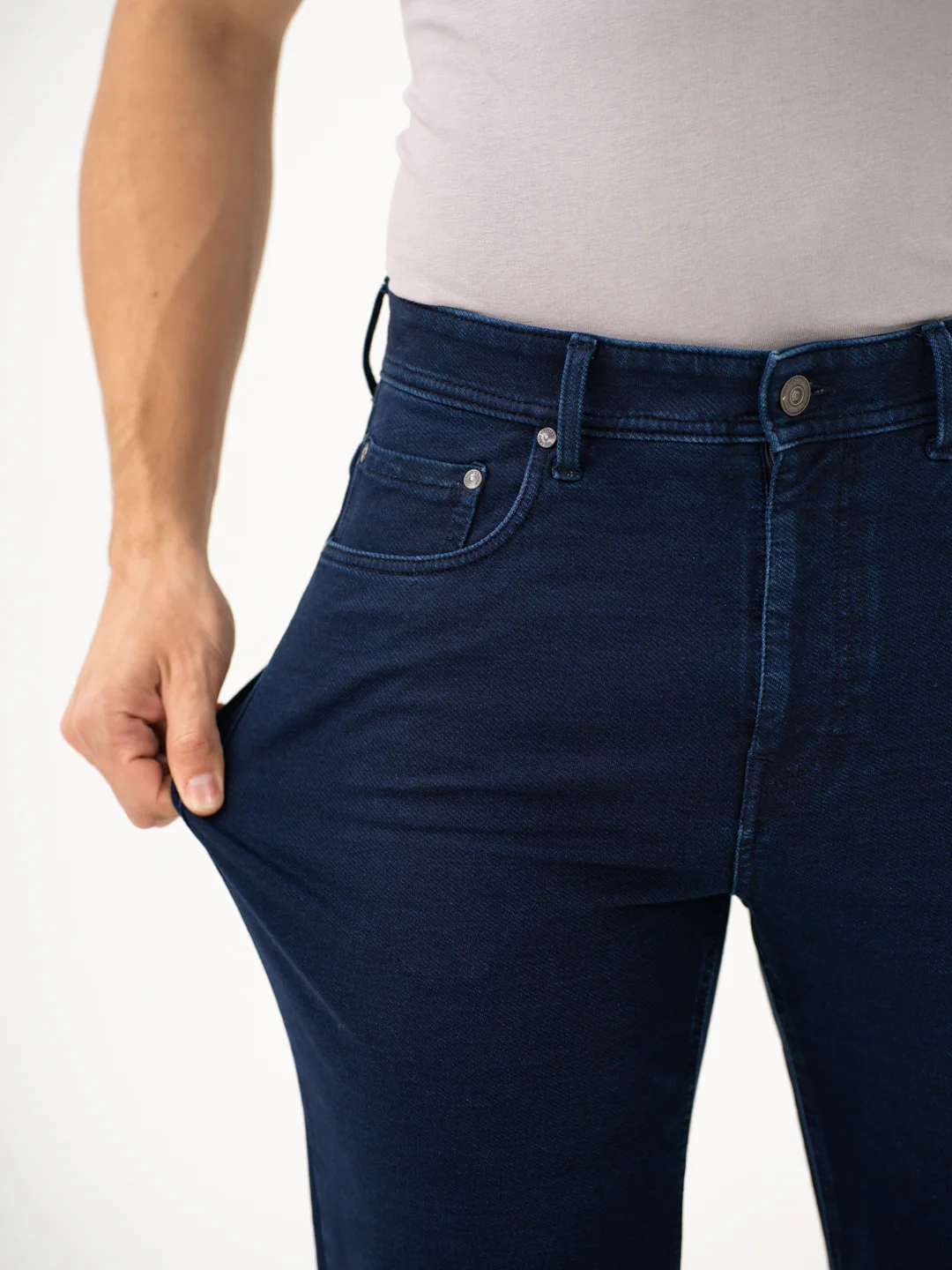 Frontier Blue Pro-Stretch Relaxed Fit Jeans - Image 4