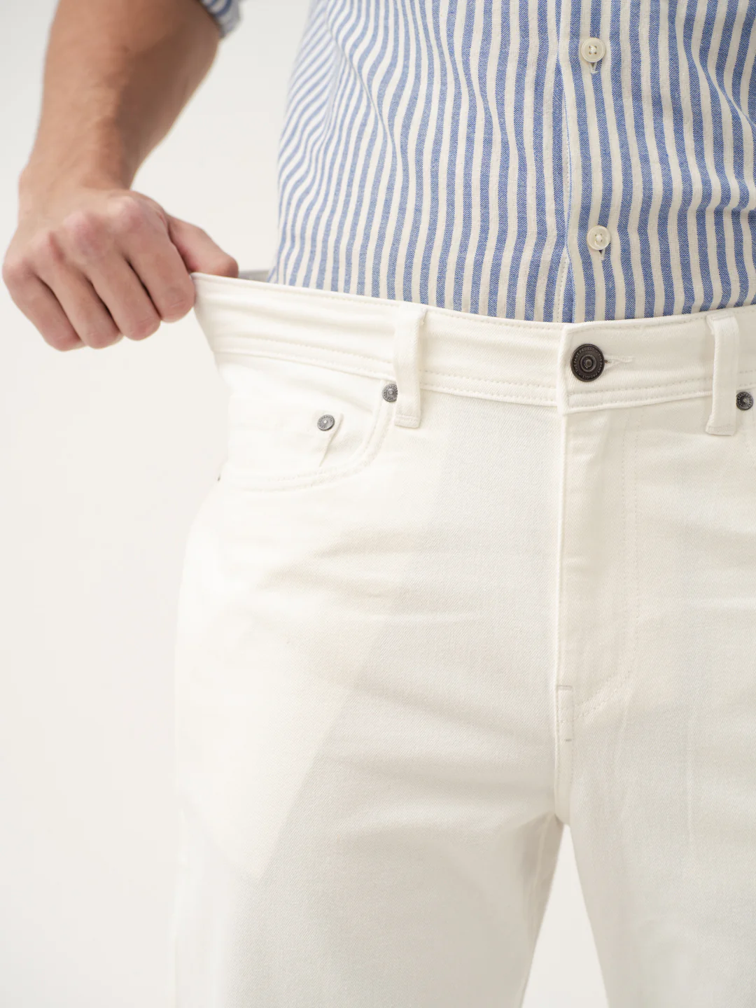 Frost White Relaxed Fit Jeans - Image 6