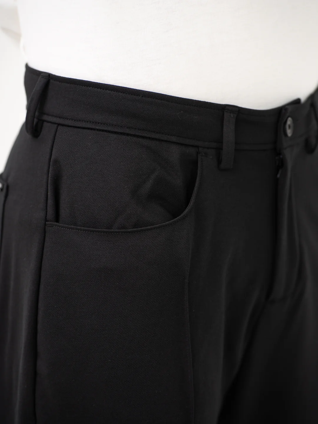 Gothic Black Relaxed Fit Korean Pintuck Pants - Image 12