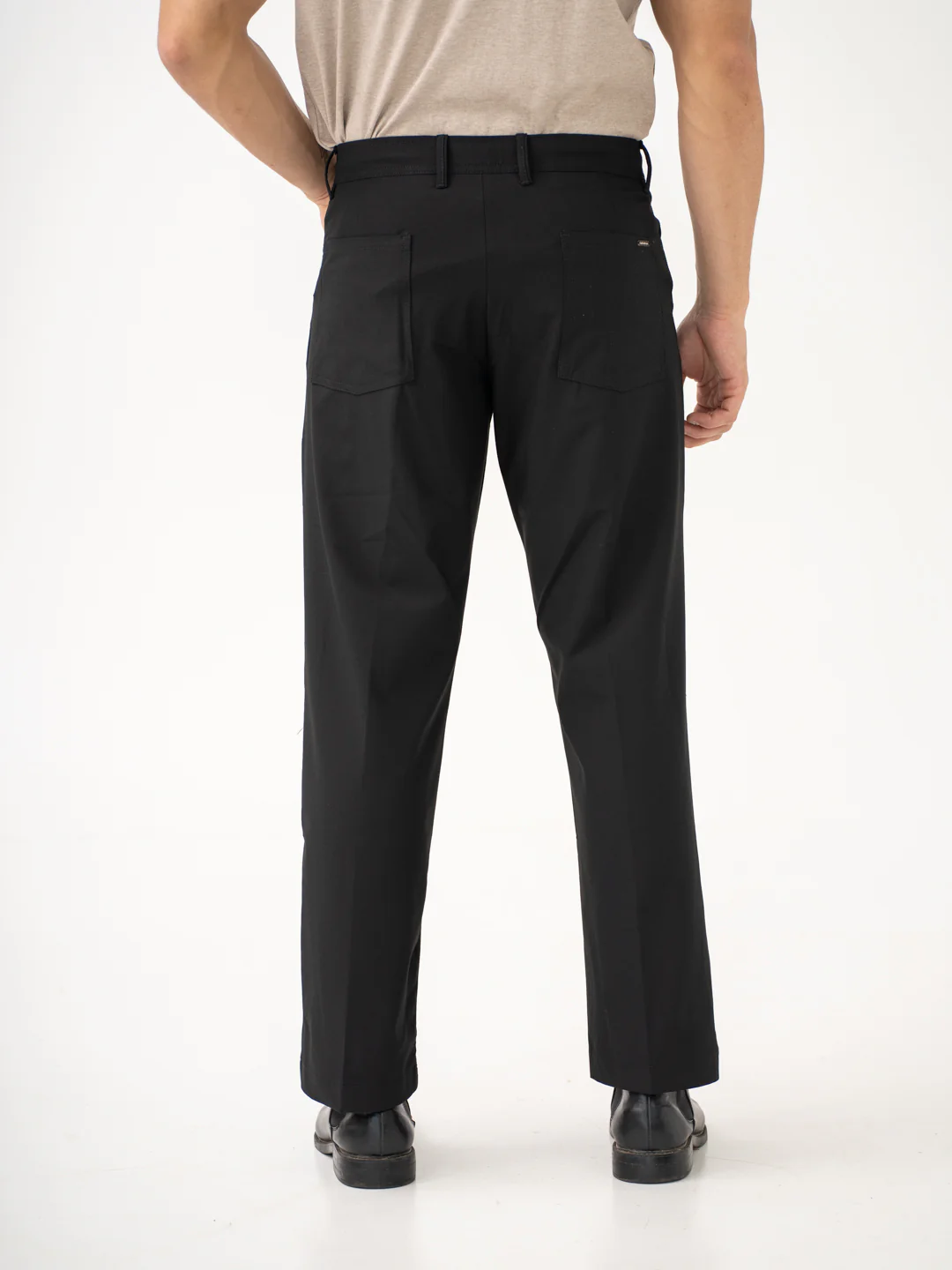 Lunar Black Relaxed Fit Korean Pintuck Pants - Image 9