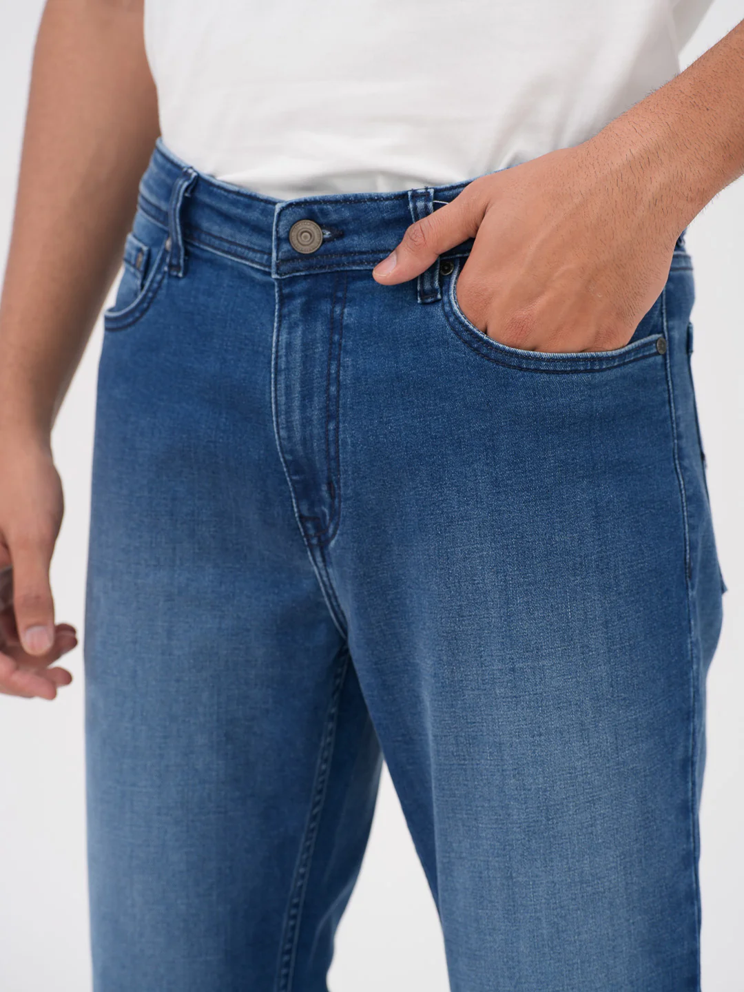 Monarch Blue Vintage Slim Fit Jeans - Image 4