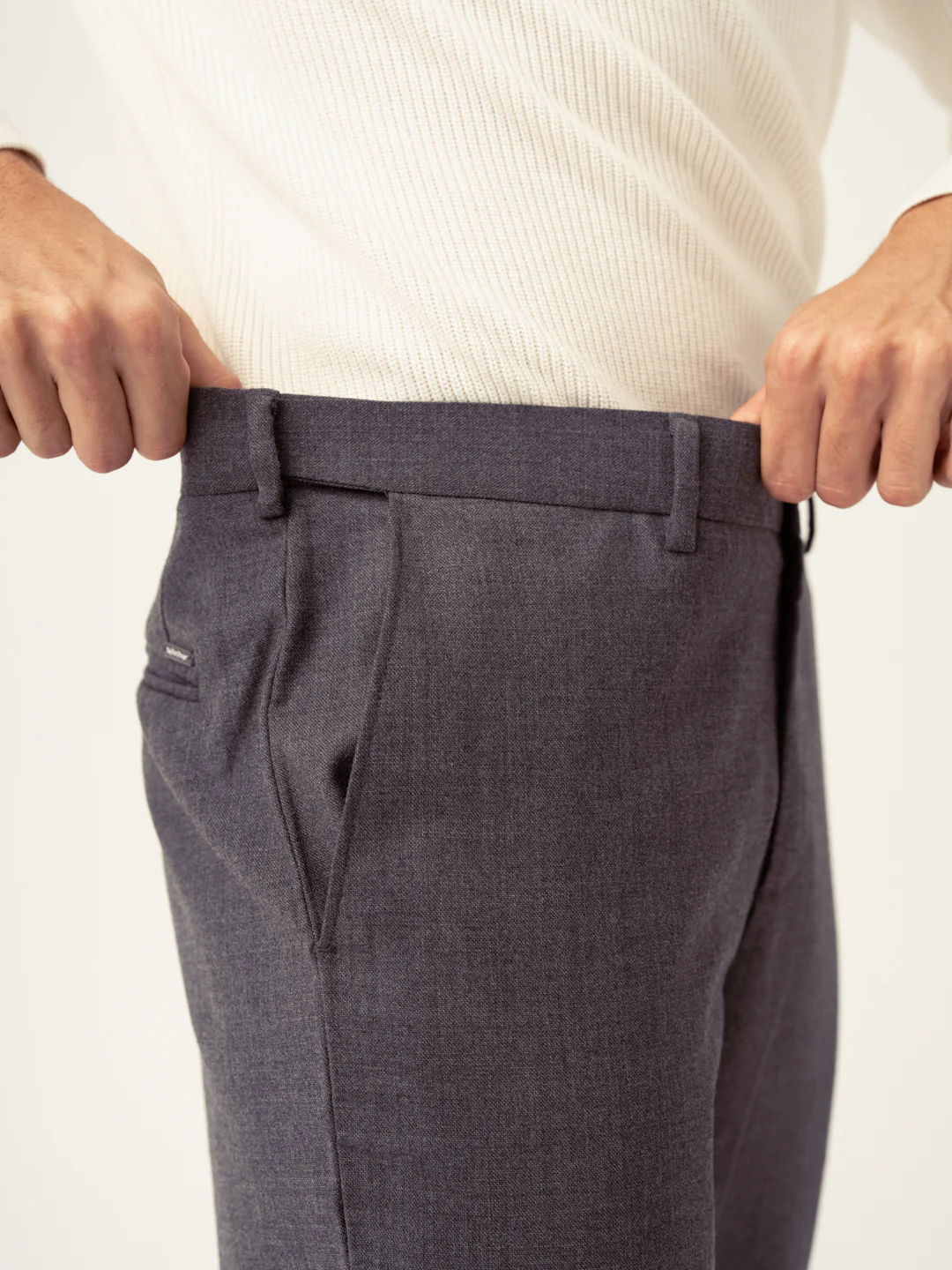 Noctivio Indigo 100% Linen Pants - Image 4