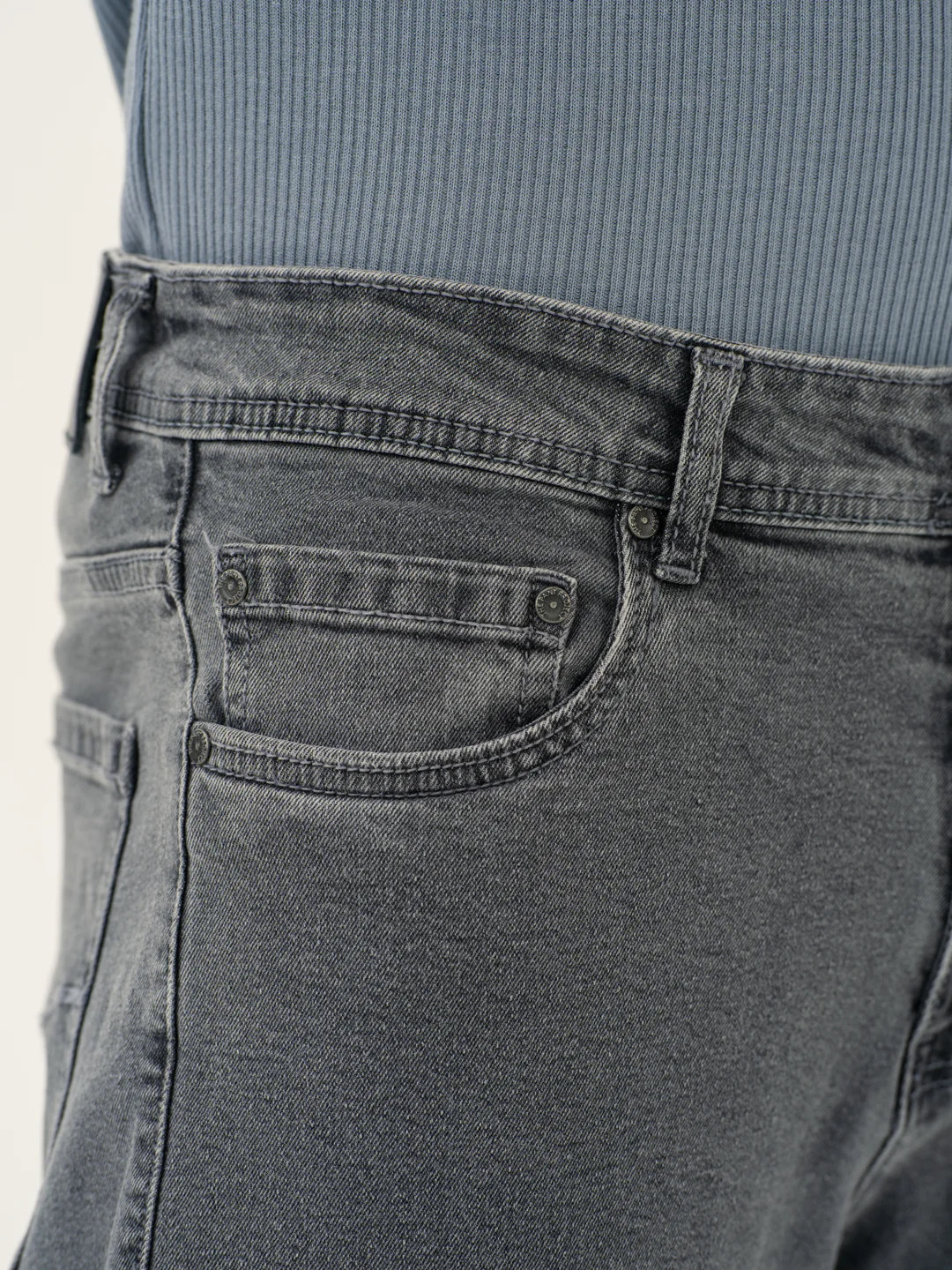 Refined Grey Relaxed Fit Jeans - Image 12