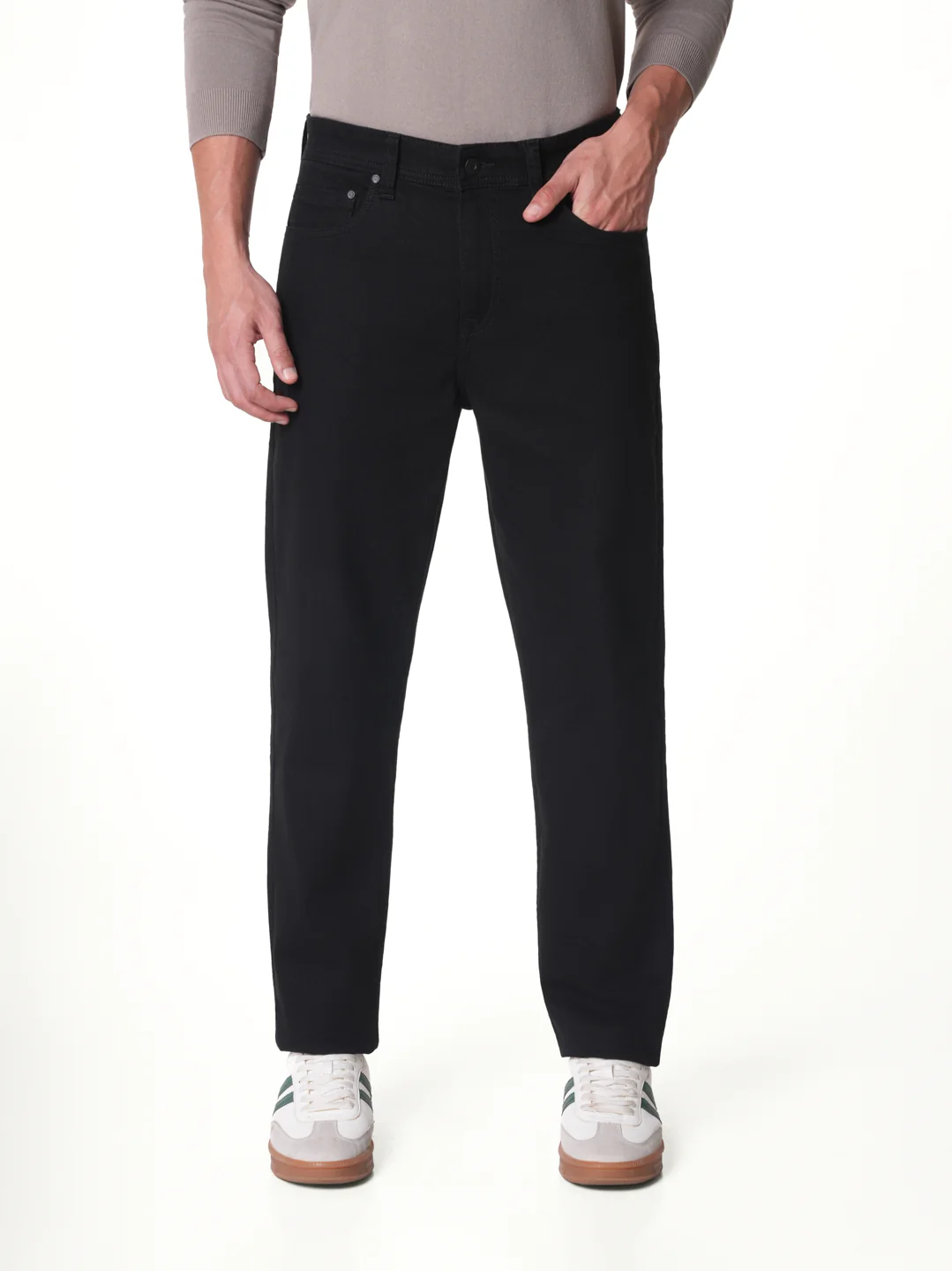 Vault Black Relaxed Fit Jeans - Image 2