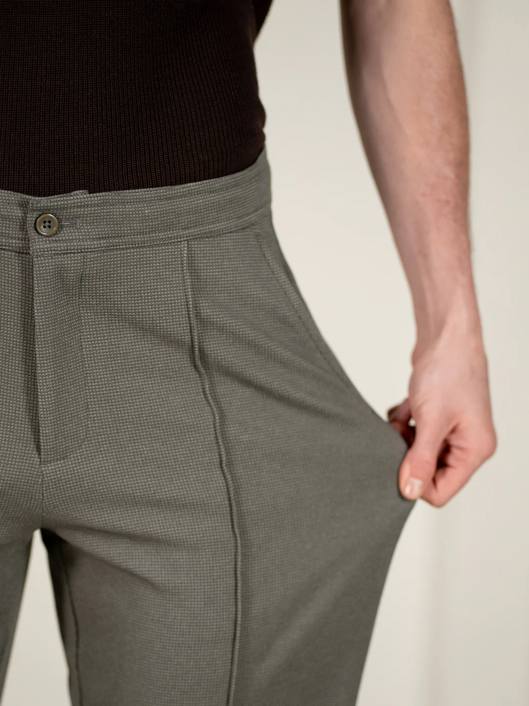 Viren Green Relaxed Fit Power Stretch Korean Pintuck Pants - Image 4